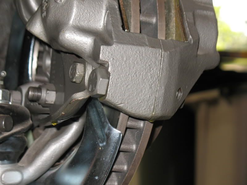 Leaky caliper...but is this brake fluid CorvetteForum Chevrolet