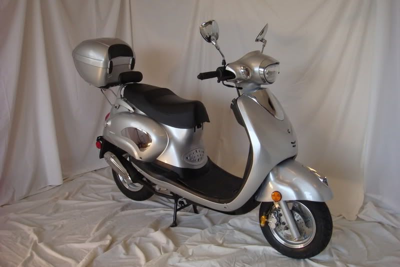 Scooter T-4 Front Silver