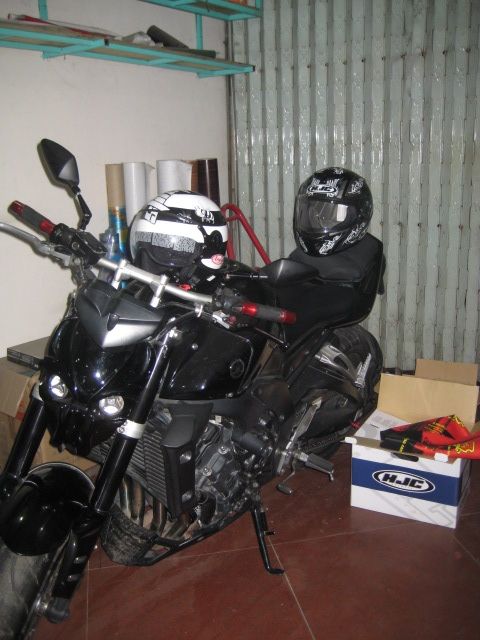 Giữa  đêm khuya khui quà sinh nhật post lên khoe với ace chơi!^^ - 7