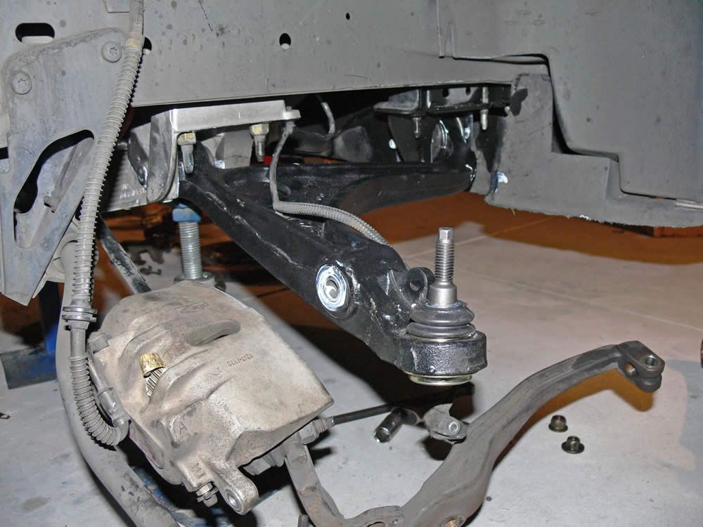 12_Lower_Control_Arm_Ball_Joint_5_9_2011.jpg