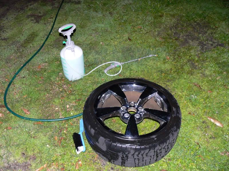 BF_XR6_Turbo_Caliper_Fitting_04_6_7_2011.jpg