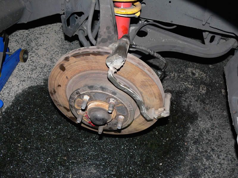 BF_XR6_Turbo_Caliper_Fitting_06_6_7_2011.jpg