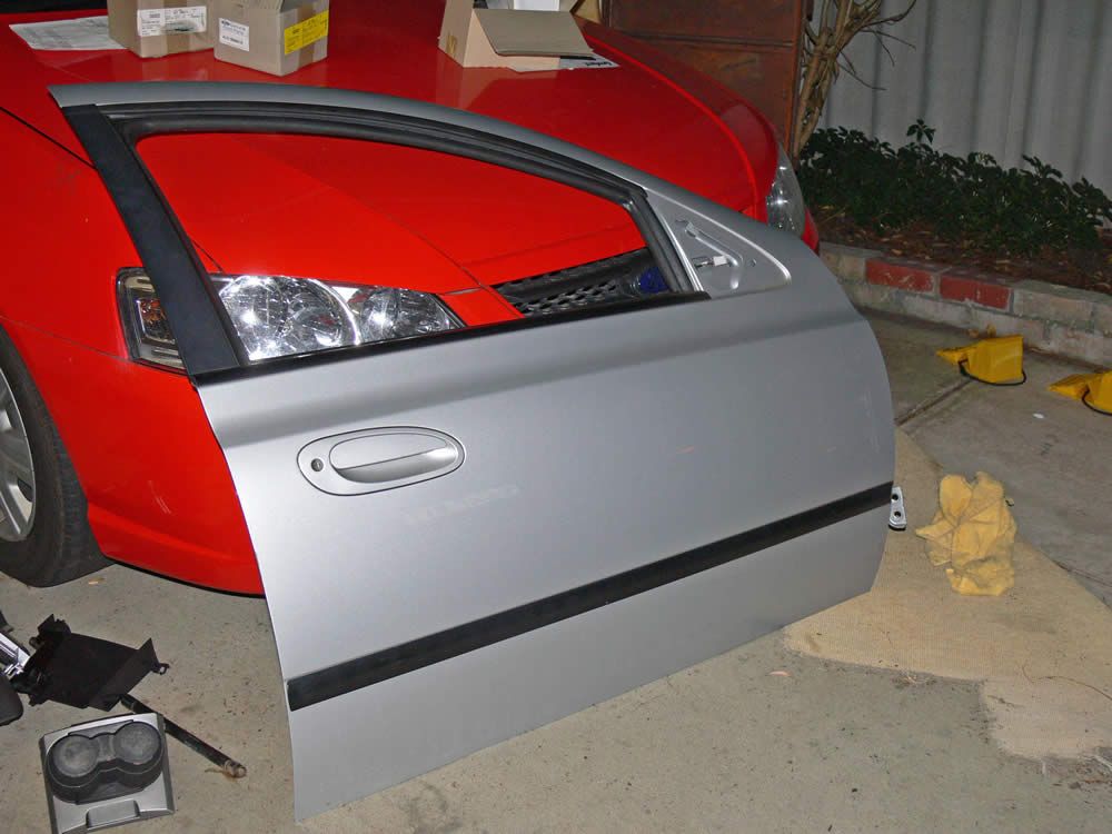 Driver_Door_Assembly_01_16_10_2013.jpg
