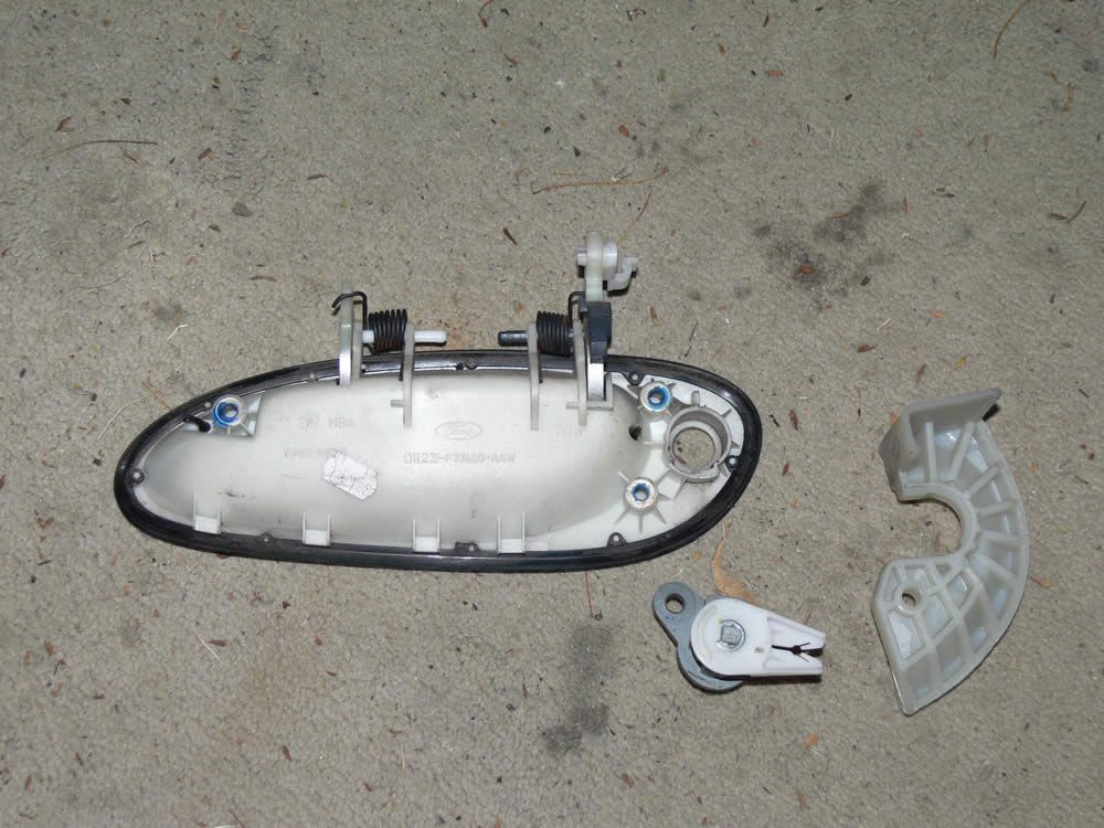 Driver_Door_Assembly_09_16_10_2013.jpg