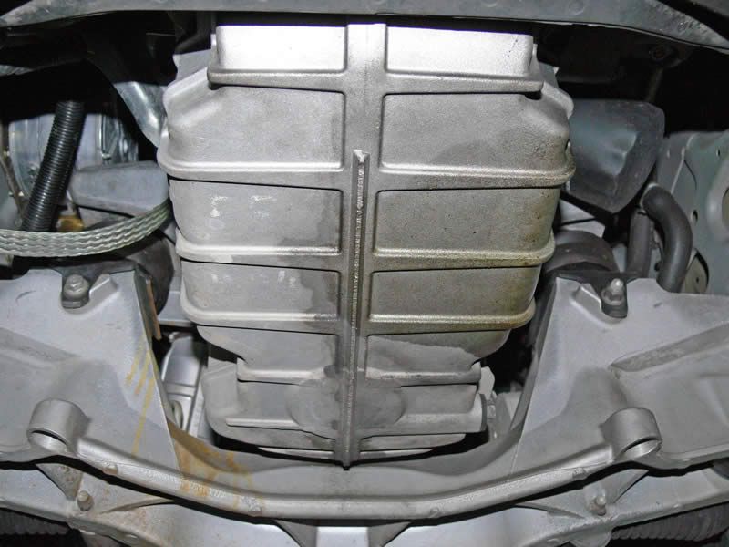 Engine_Sump_Clean_02___27_7_2011.jpg