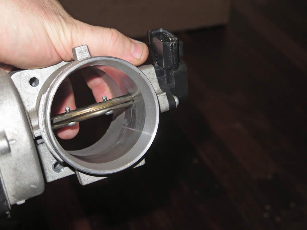 FPV_Tornado_Ute_29_15_10_2015.jpg