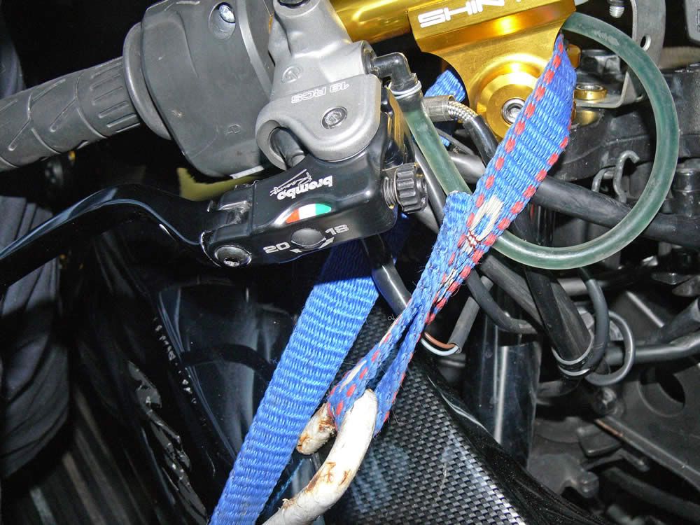 brembo brakes for r15 v3