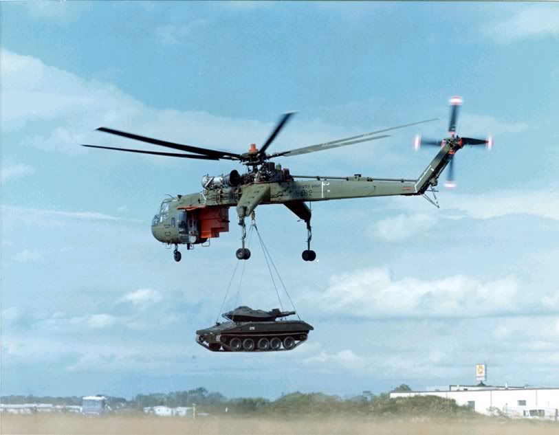 CH54liftingM551sheridanlighttankinc.jpg