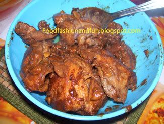 chicken adobo,filipino dish