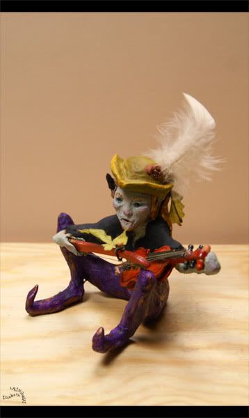petite sculpture lutin diablotin au violon